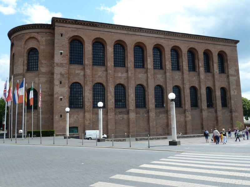 Roman brick grand hall with rounded front