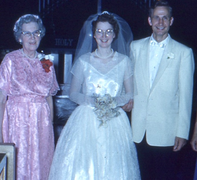 Leslie and Carolyn wedding